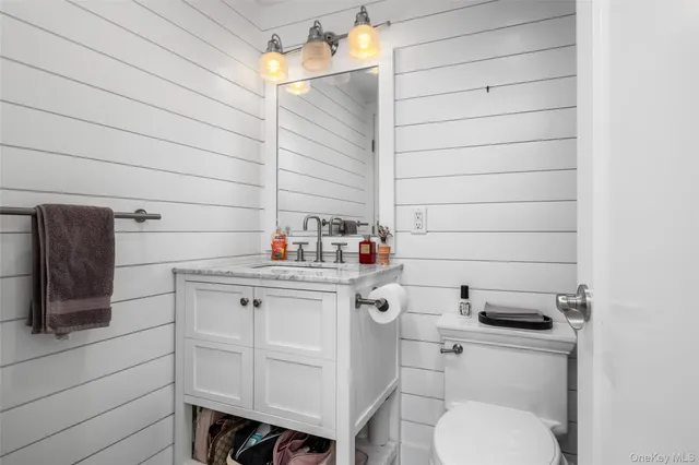 $4,000 | 185 West Park Avenue, Unit 103, Long Beach, NY 11561