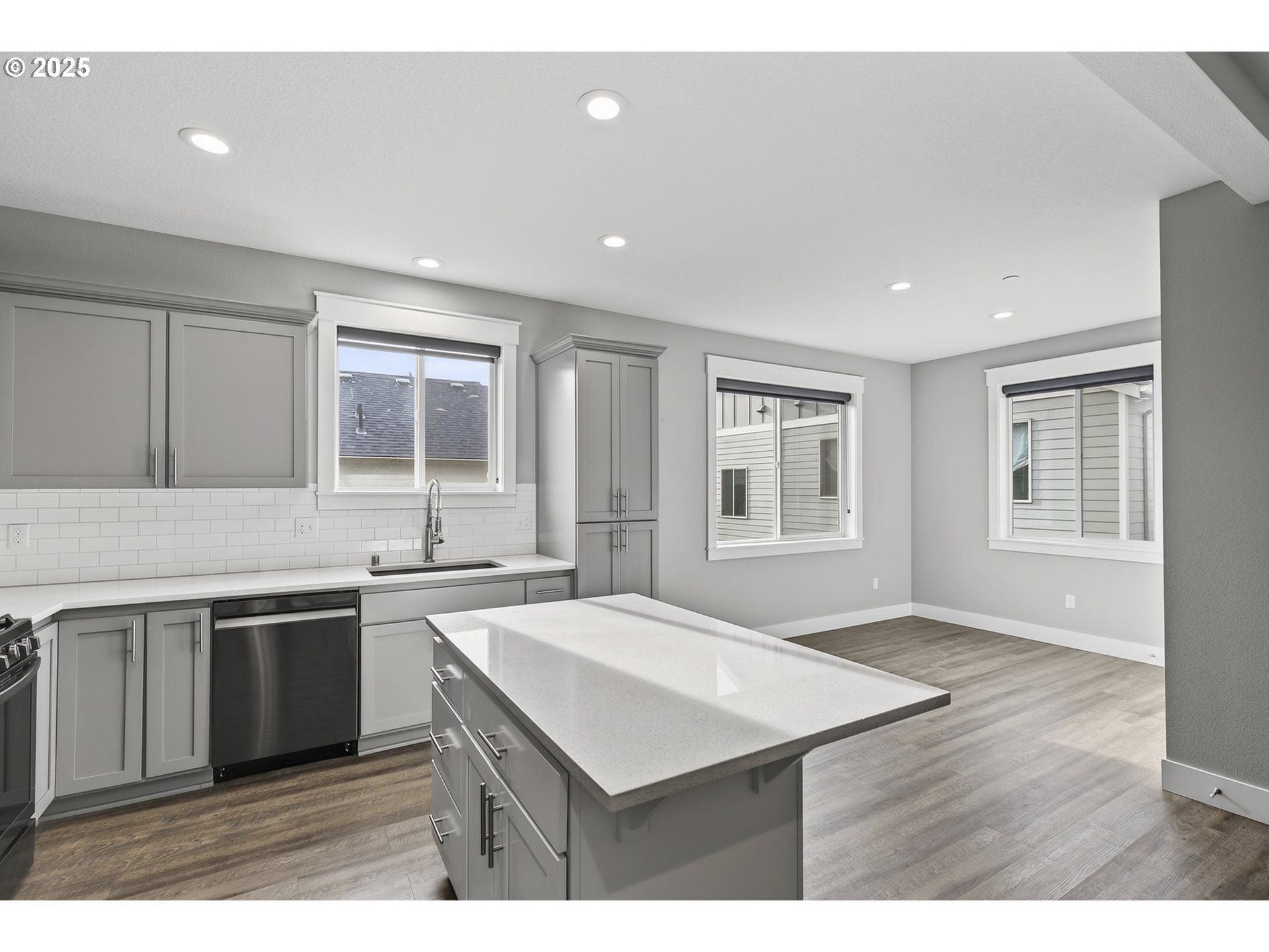 2320 North R Street Washougal, WA 98671 - Photo 7 of 35