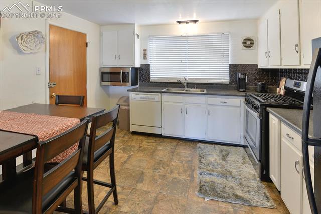 1330 Constitution Road Pueblo, CO 81001 - Photo 10 of 24 Gallery Image 10