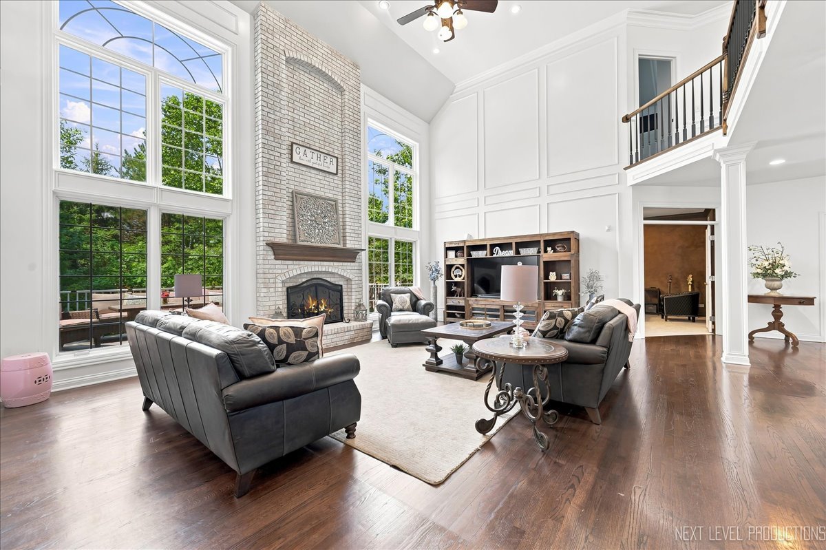 3N956 Walt Whitman Road St. Charles, IL 60175 - Photo 8 of 51 Gallery Image 8