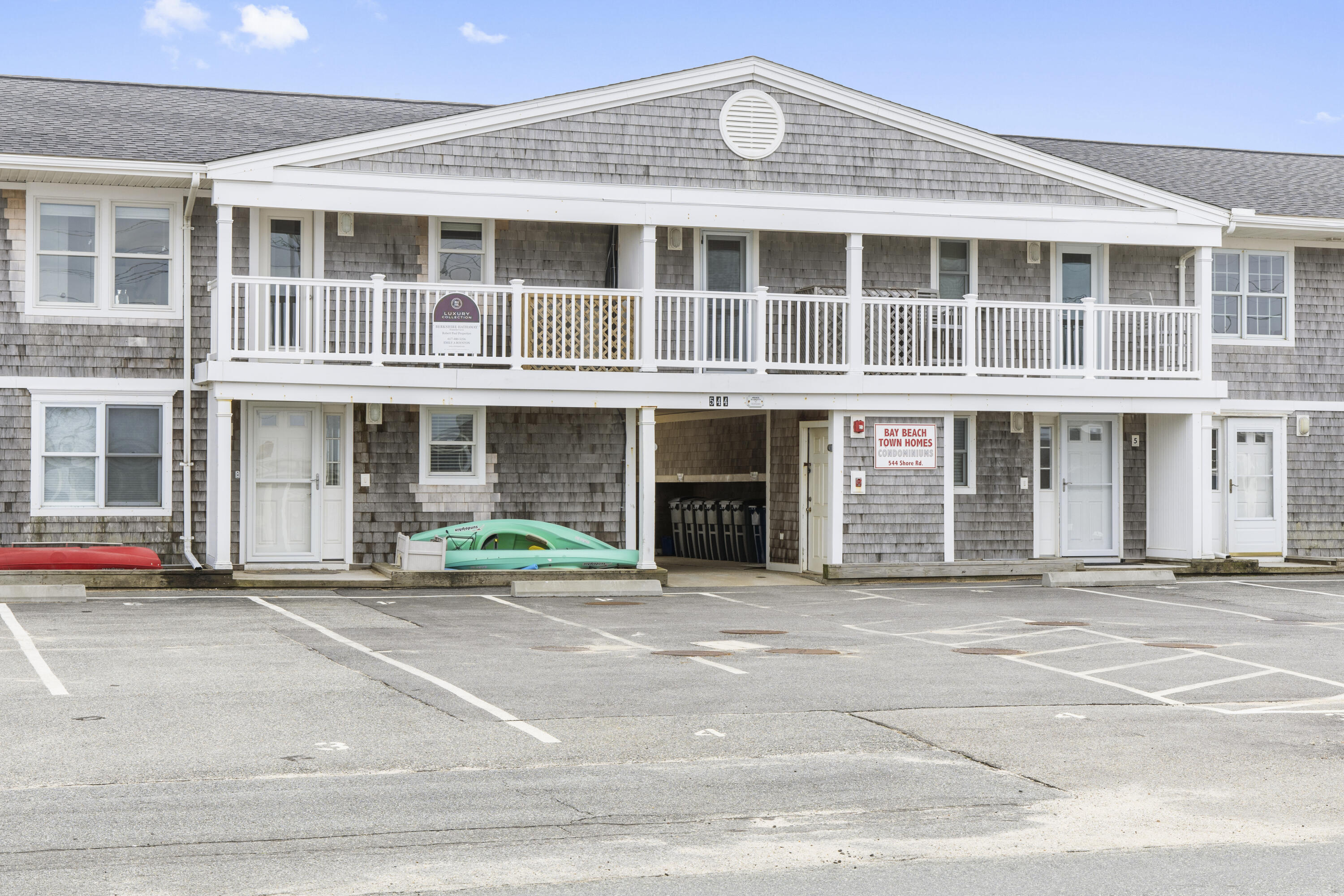 544 Shore Road, Unit 4 Truro, MA 02666 - Photo 4 of 29 544ShoreRd#4-02-NTruro-p (1)
