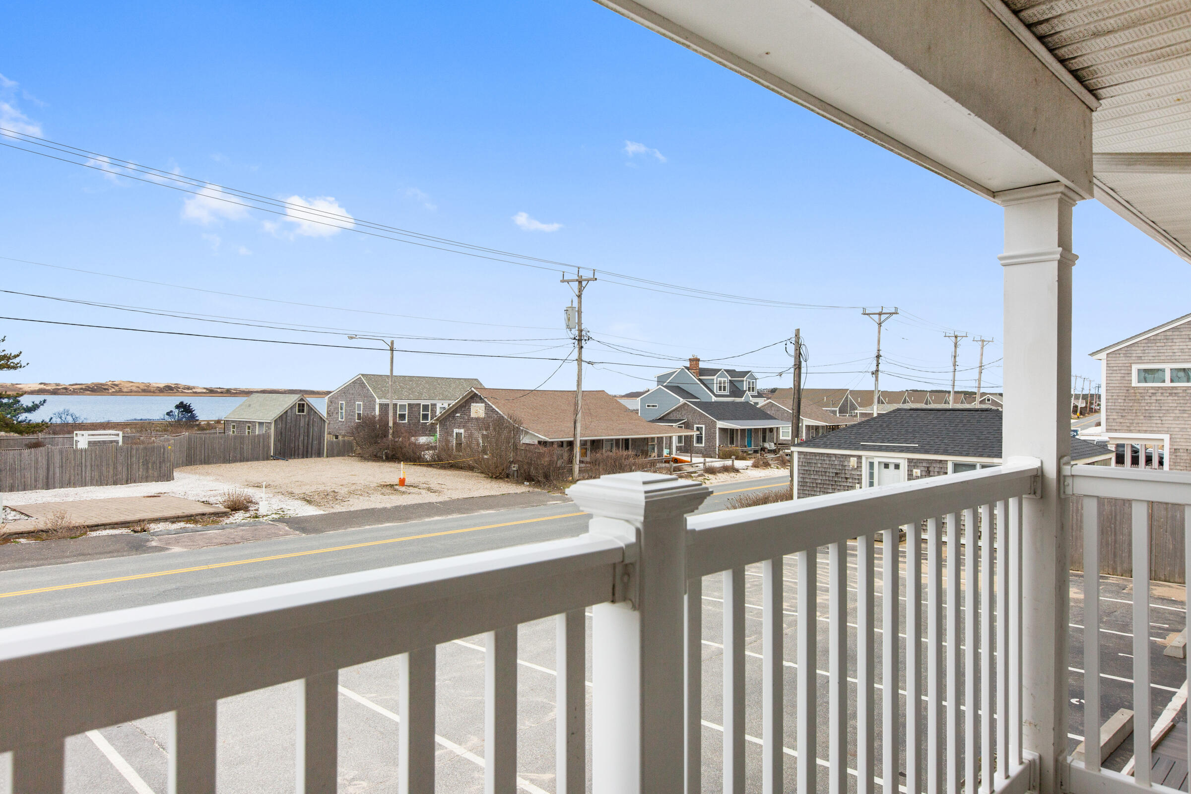 544 Shore Road, Unit 4 Truro, MA 02666 - Photo 9 of 29 544ShoreRd#4-21-NTruro-w