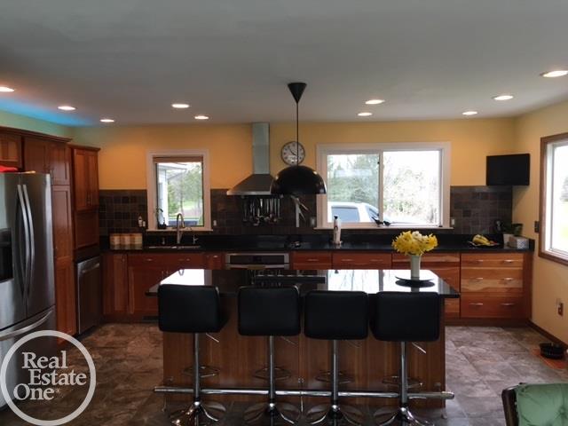 6595 Comstock Road Jeddo, MI 48032 - Photo 12 of 56