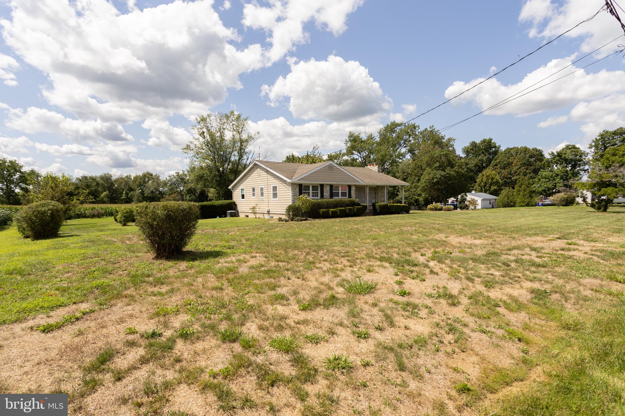 355 Eayrestown Road Southampton, NJ 08088 - Photo 4 of 33