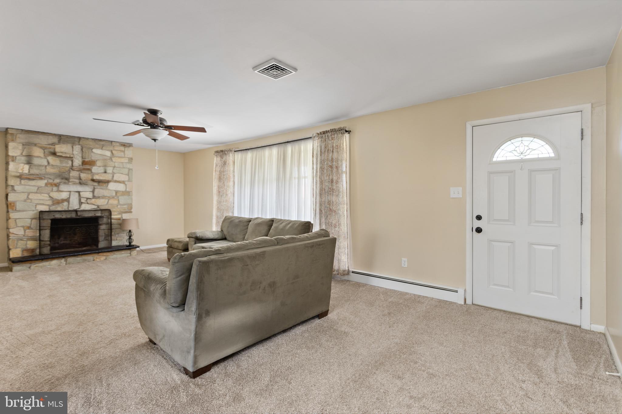 355 Eayrestown Road Southampton, NJ 08088 - Photo 7 of 33