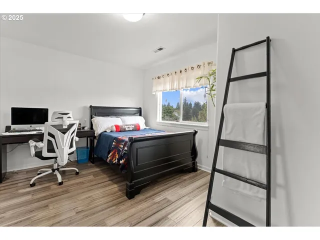 $295,000 | 2710 Southeast 141st Avenue, Unit 10, Portland, OR 97236