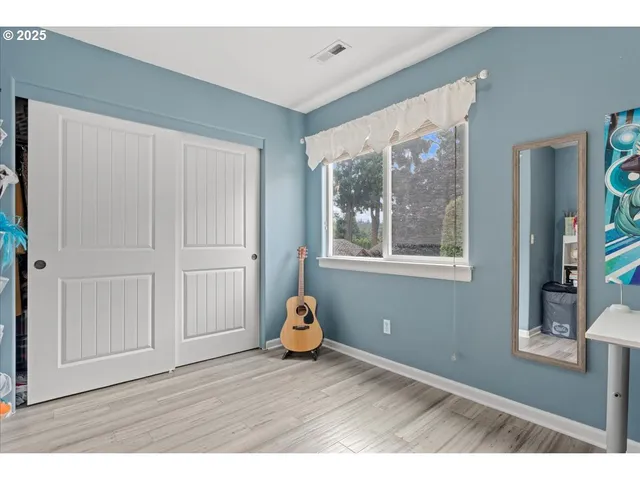 $295,000 | 2710 Southeast 141st Avenue, Unit 10, Portland, OR 97236