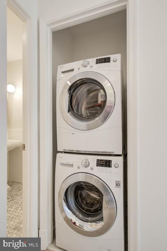 1201 O Street Northwest, Unit 2A Washington, DC 20005 - Photo 26 of 31 a utility room with dryer and washer