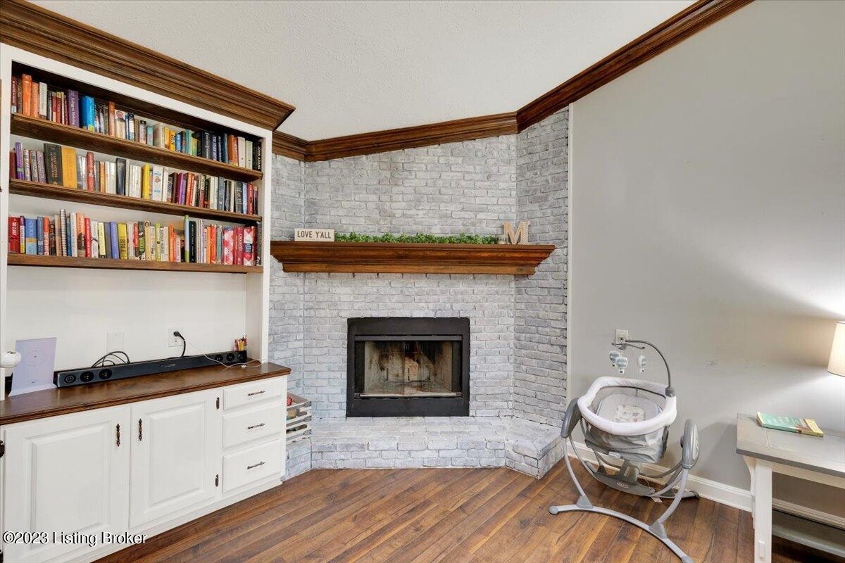 1614 Wolf-Pen Road Pendleton, KY 40055 - Photo 11 of 40 11 - family room fireplace