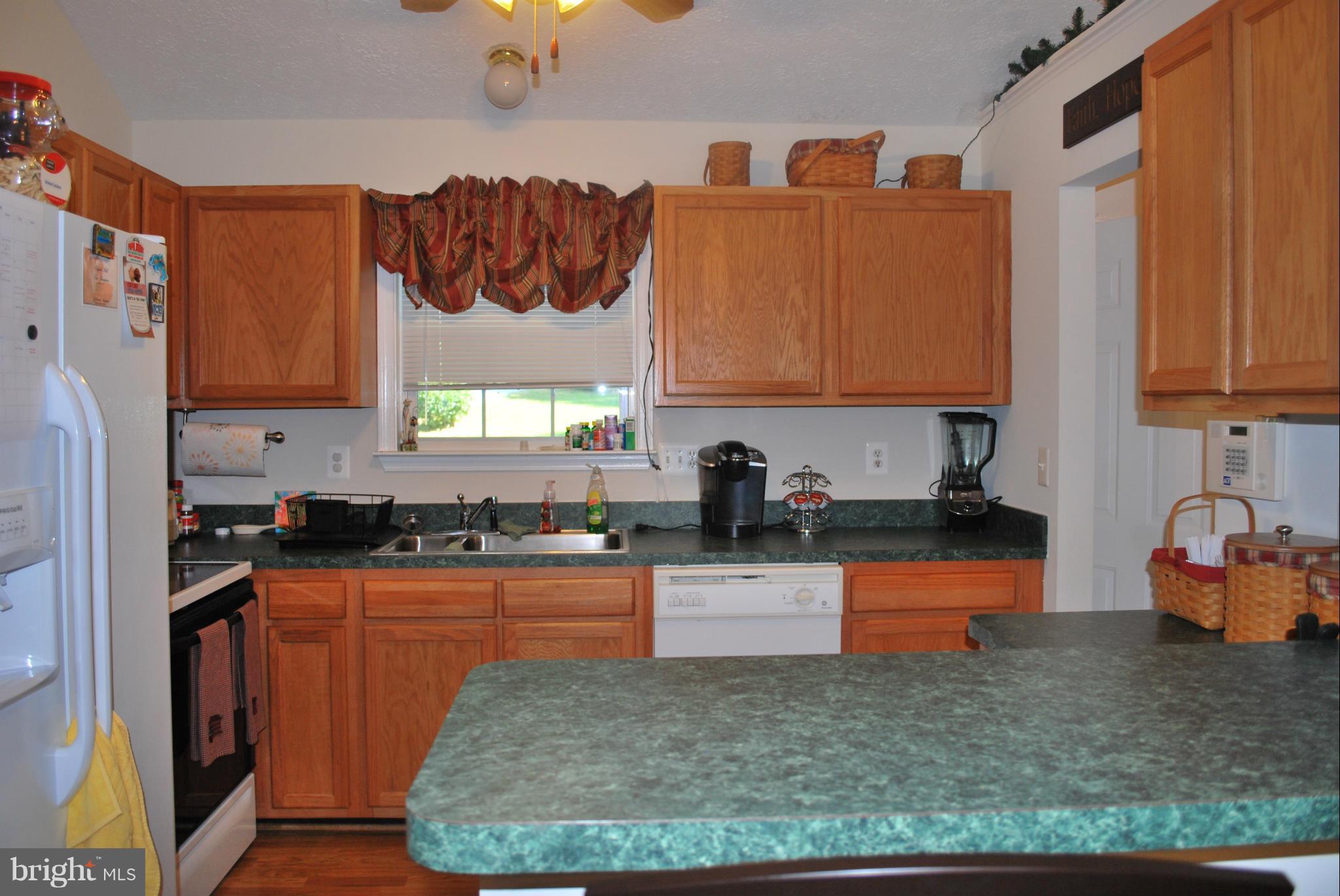 12970 West Hatton Road Newburg, MD 20664 - Photo 13 of 30 Kitchen