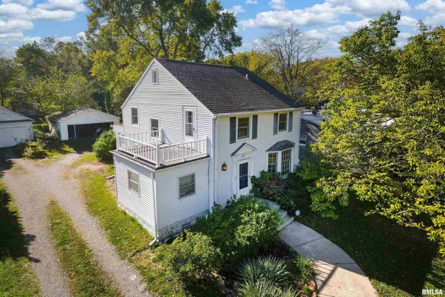 $184,900 | 711 West Elm Street, Carbondale, IL 62901