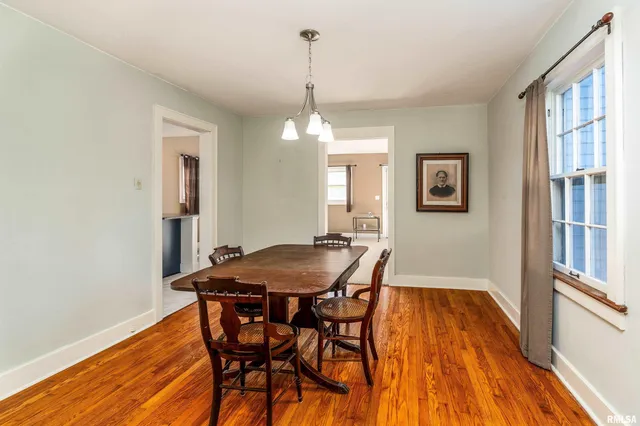 $184,900 | 711 West Elm Street, Carbondale, IL 62901