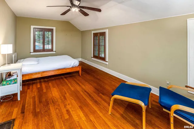 $184,900 | 711 West Elm Street, Carbondale, IL 62901