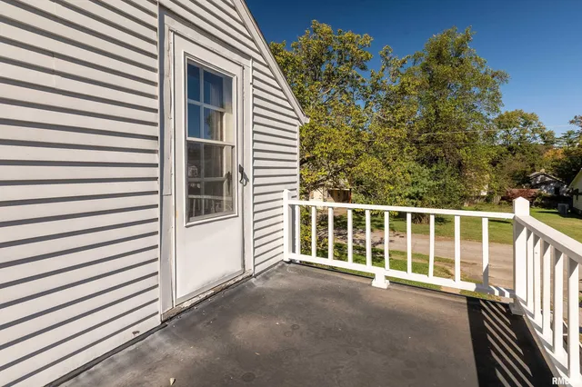 $184,900 | 711 West Elm Street, Carbondale, IL 62901