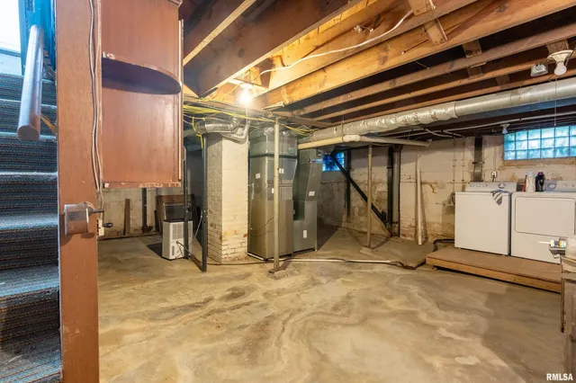 $184,900 | 711 West Elm Street, Carbondale, IL 62901