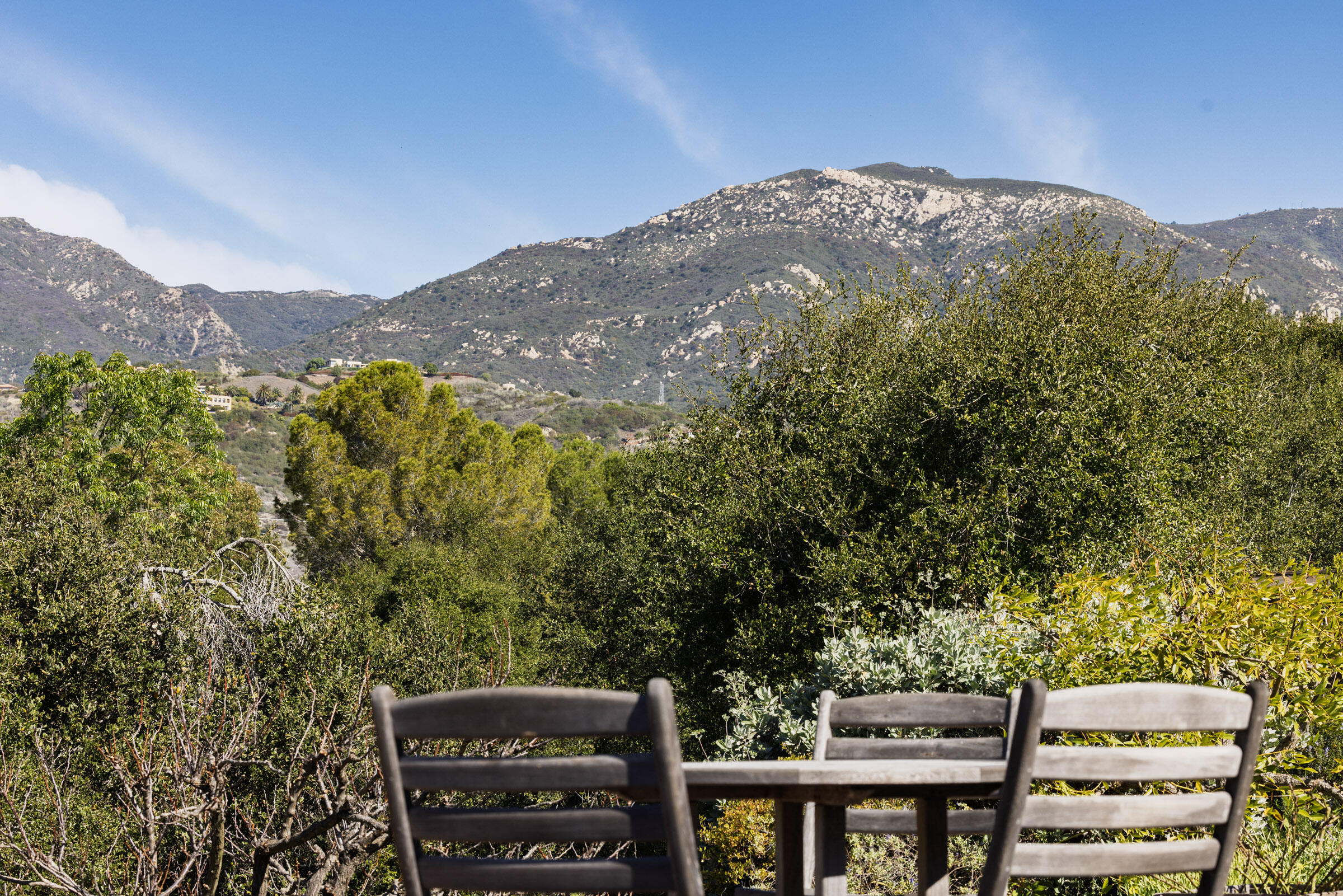 1005 Winther Way Santa Barbara, CA 93110 - Photo 23 of 33 a view of a mountain
