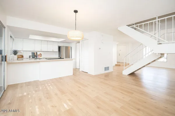 $289,999 | 5454 West El Caminito Drive, Glendale, AZ 85302