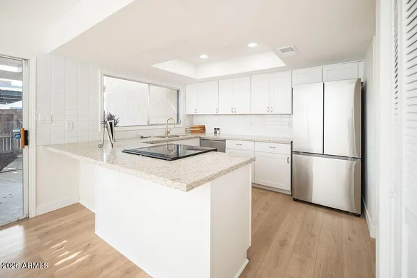 $289,999 | 5454 West El Caminito Drive, Glendale, AZ 85302