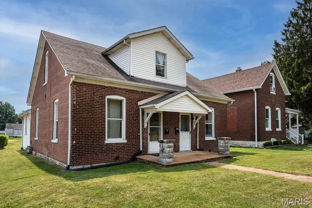 $115,000 | 402 South 21st Street, Belleville, IL 62226