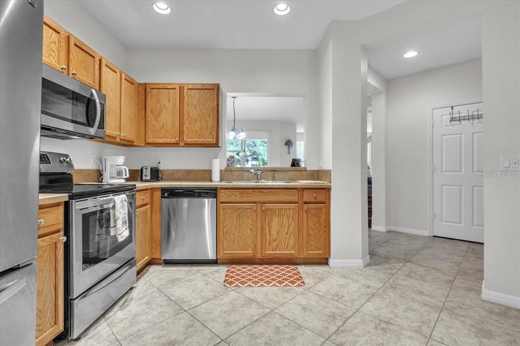 3954 Cherrybrook Loop Fort Myers, FL 33966 - Photo 17 of 47