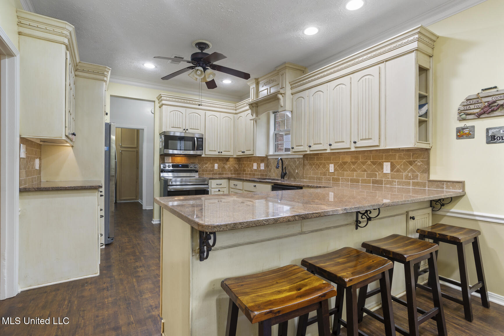 1629 Kimbell Road Terry, MS 39170 - Photo 14 of 47 Well Designed Kitchen