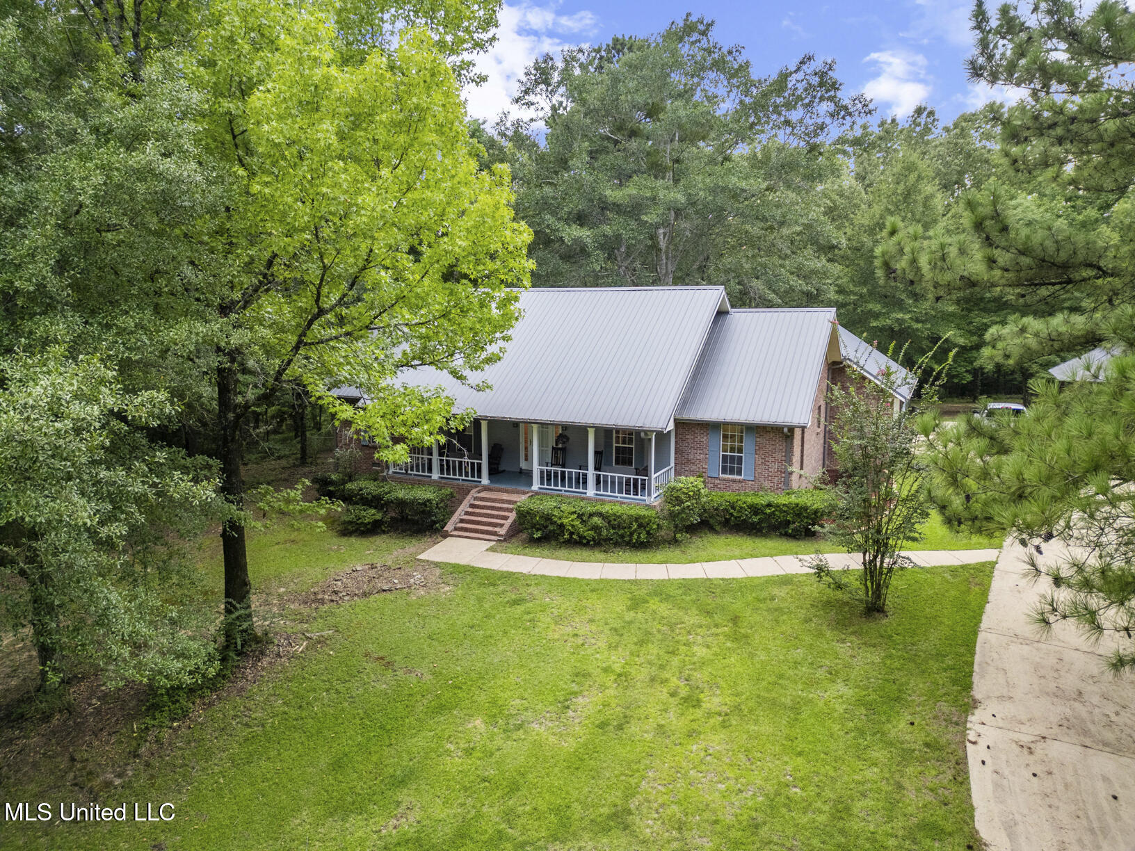 1629 Kimbell Road Terry, MS 39170 - Photo 2 of 47 Gated , Private Entrance