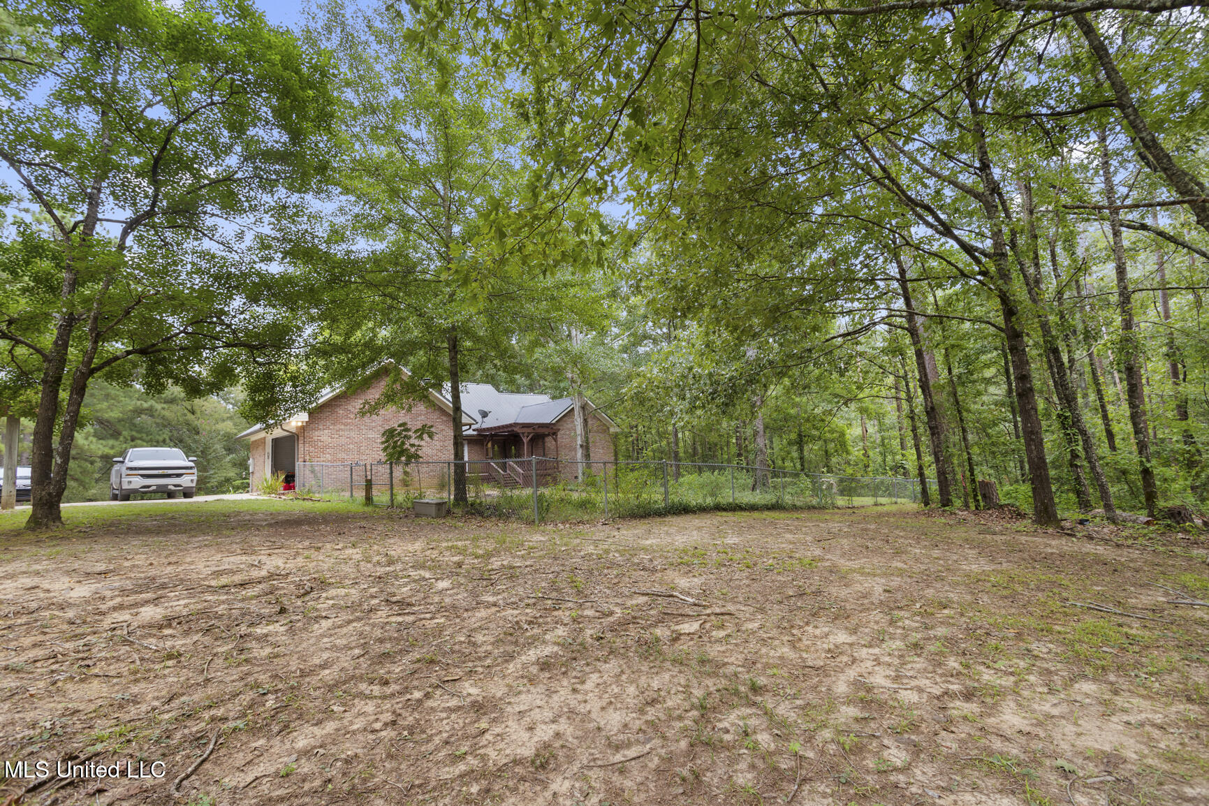 1629 Kimbell Road Terry, MS 39170 - Photo 34 of 47 Lots of Room for entertainment!