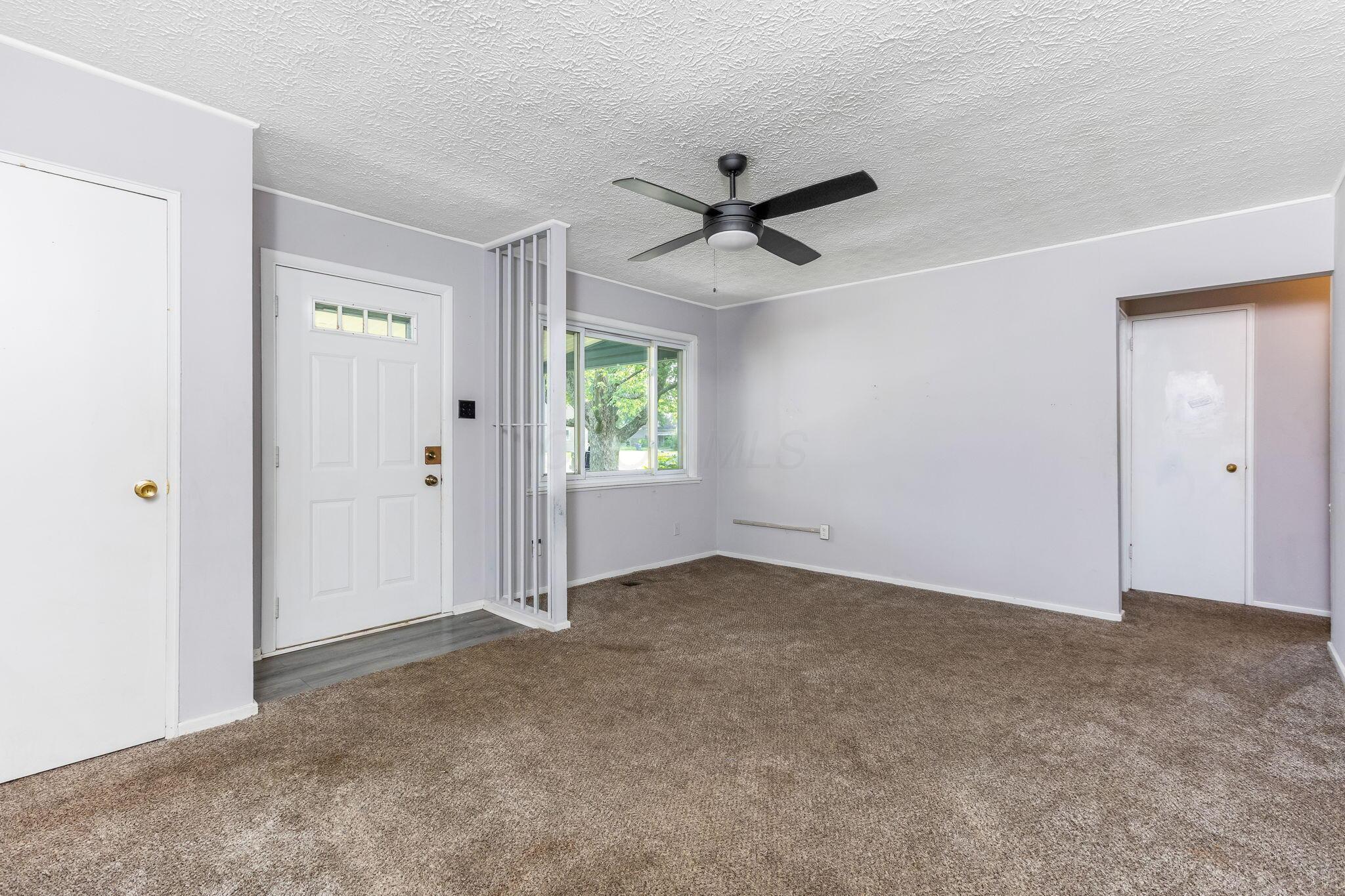 985 Bucknell Road Columbus, OH 43213 - Photo 6 of 34 12-web-or-mls-G02A0727