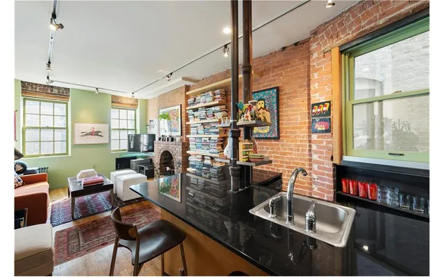 $3,995 | 331 West 21st Street, Unit 3FW | Chelsea