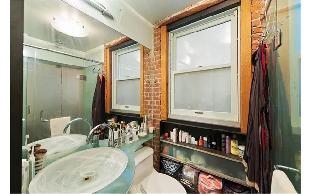 $3,995 | 331 West 21st Street, Unit 3FW | Chelsea
