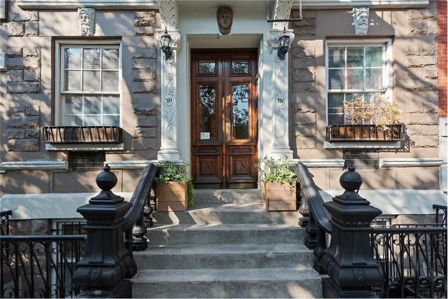 $3,995 | 331 West 21st Street, Unit 3FW | Chelsea