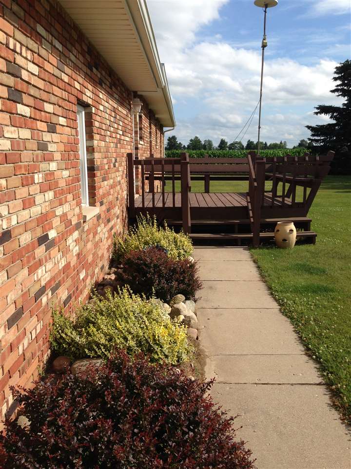 5653 North Pingree Road Elwell, MI 48832 - Photo 6 of 23 1803329-5.JPG