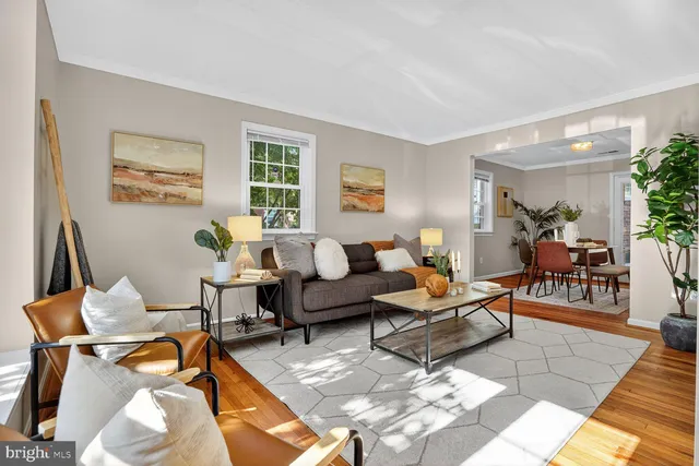 $824,900 | 6711 Kenwood Forest Lane, Unit 46, Chevy Chase, MD 20815