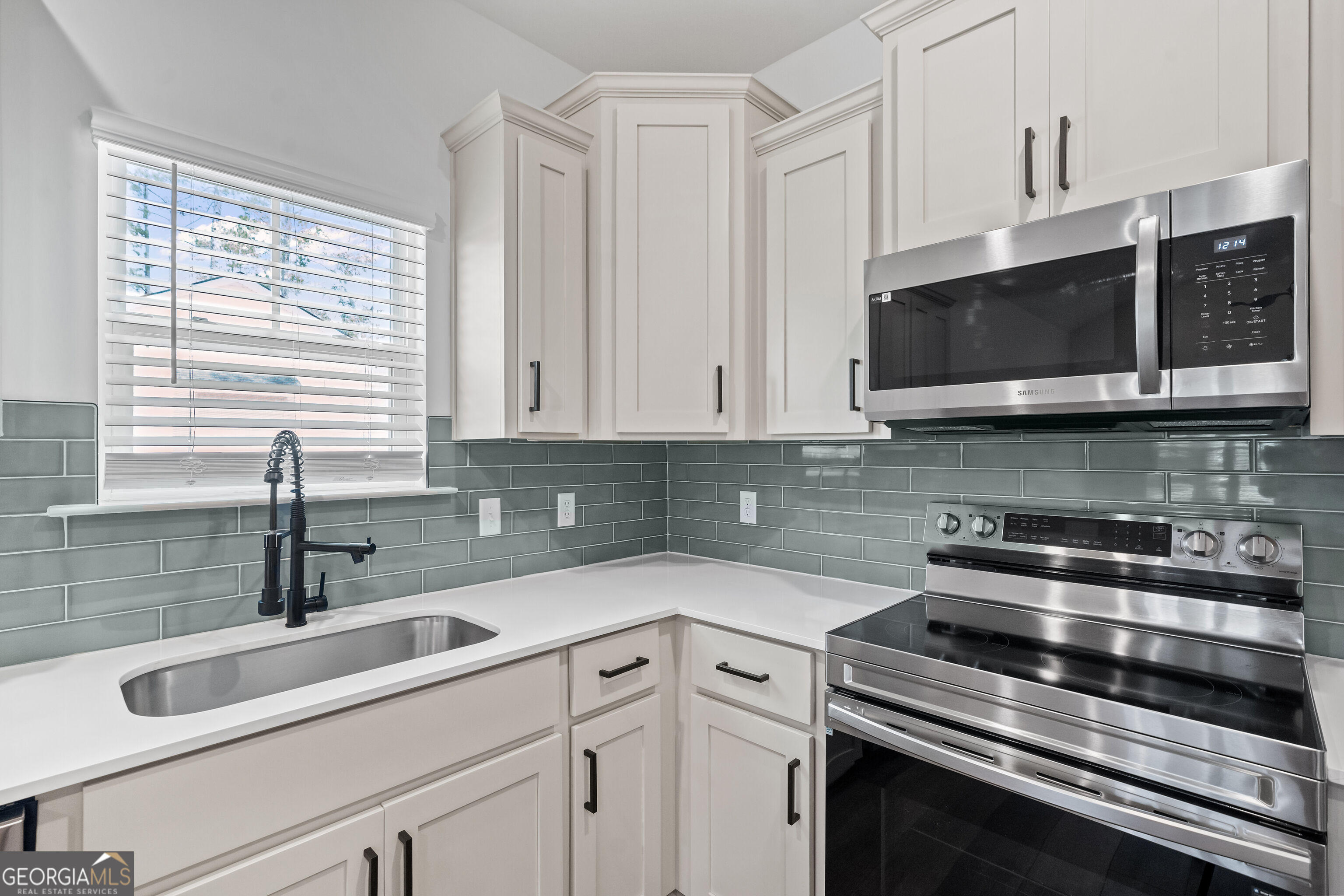 145 Waters Pembroke, GA 31321 - Photo 16 of 50 Gallery Image 16