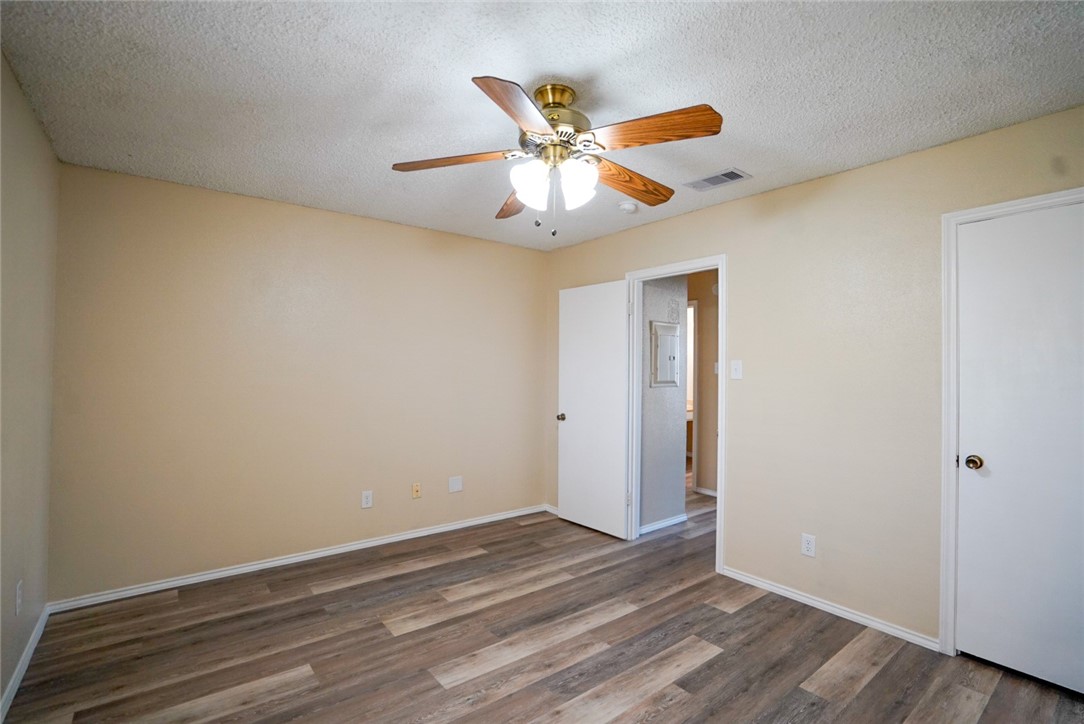 6702 Everhart Road, Unit E102 Corpus Christi, TX 78413 - Photo 14 of 19