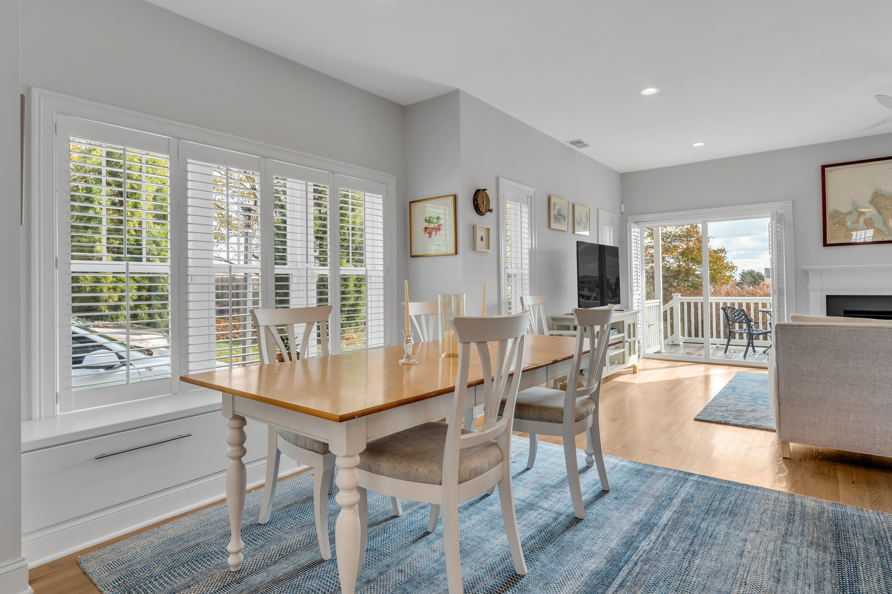 610 Marina Way Landing, Unit 610 Westbrook, CT 06498 - Photo 16 of 40 a living room with furniture and a large window