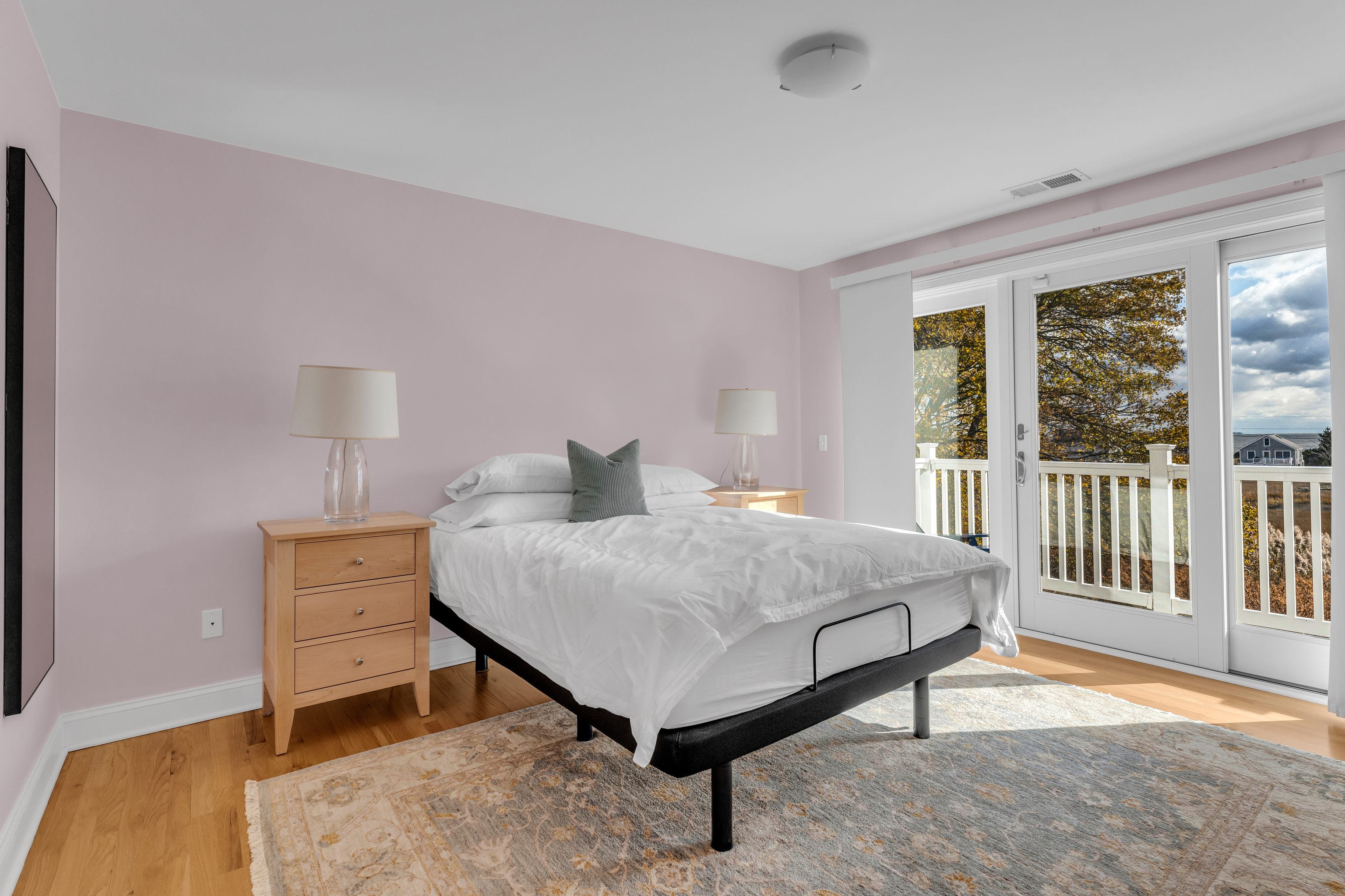 610 Marina Way Landing, Unit 610 Westbrook, CT 06498 - Photo 25 of 40 a bedroom with a bed and a window