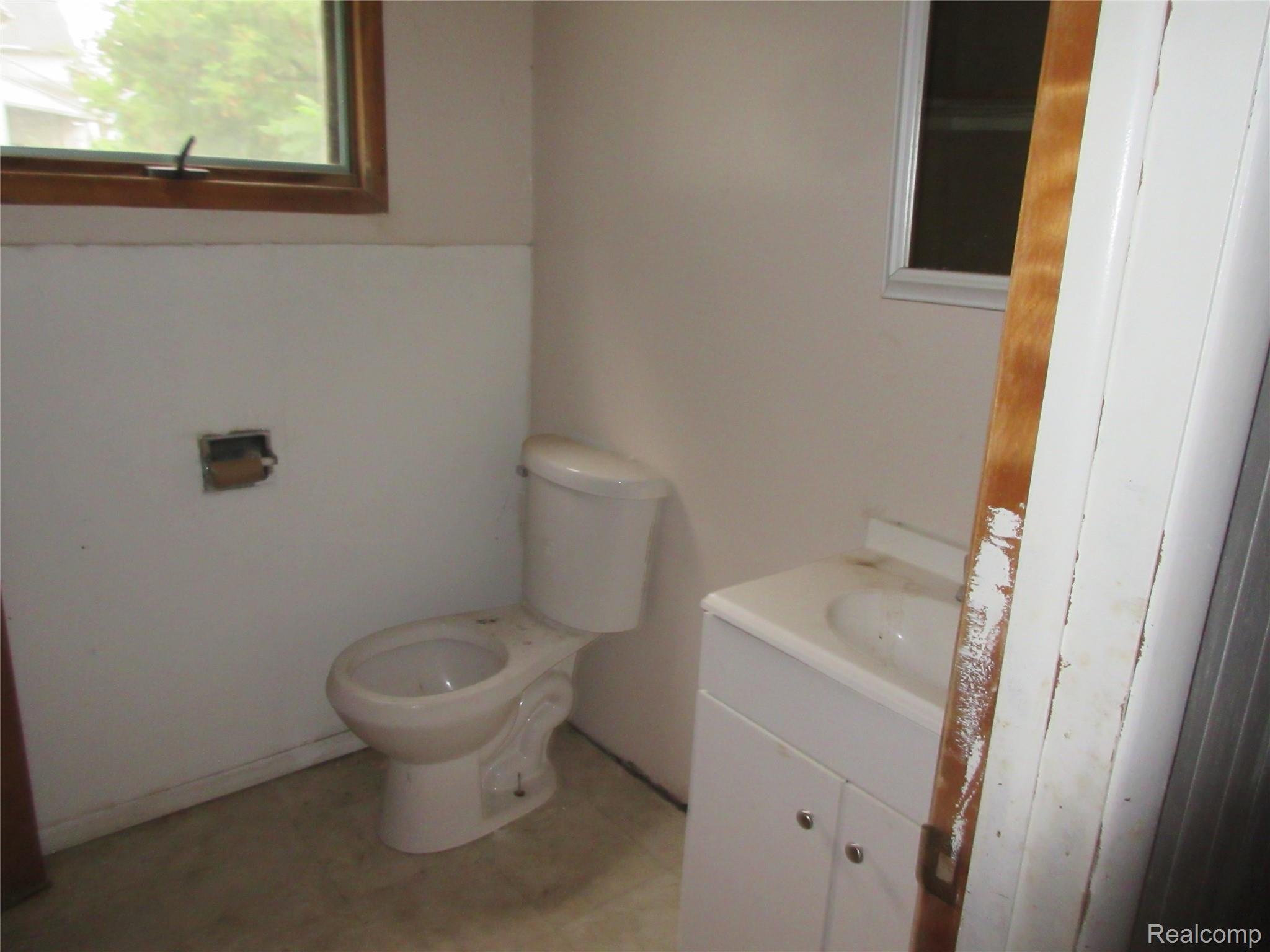 2217 Raskob Street Flint, MI 48504 - Photo 4 of 6 Additional content