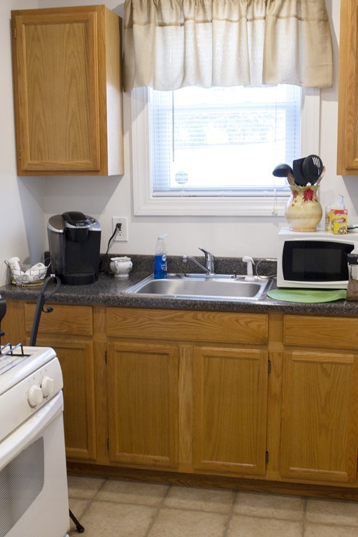 58 Prospect Street Fall River, MA 02720 - Photo 17 of 30 Gallery Image 17