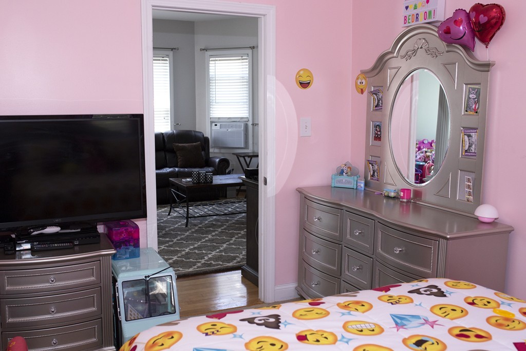 58 Prospect Street Fall River, MA 02720 - Photo 5 of 30 Gallery Image 5