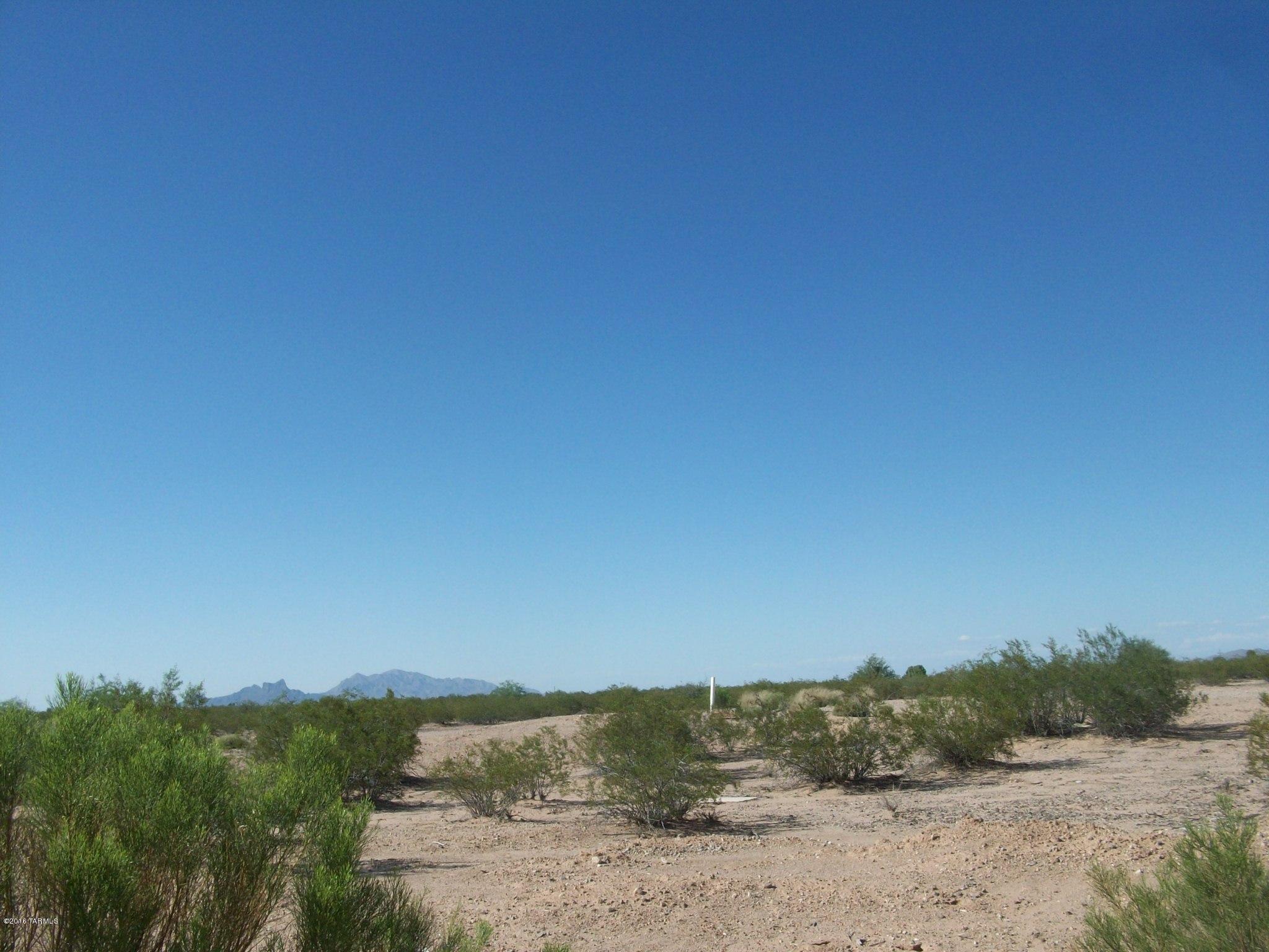 17110 West Starr Road Marana, AZ 85653 - Photo 2 of 14 Gallery Image 2