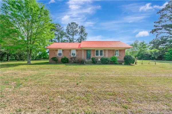 $164,900 | 4542 Highway 904, Fairmont, NC 28340