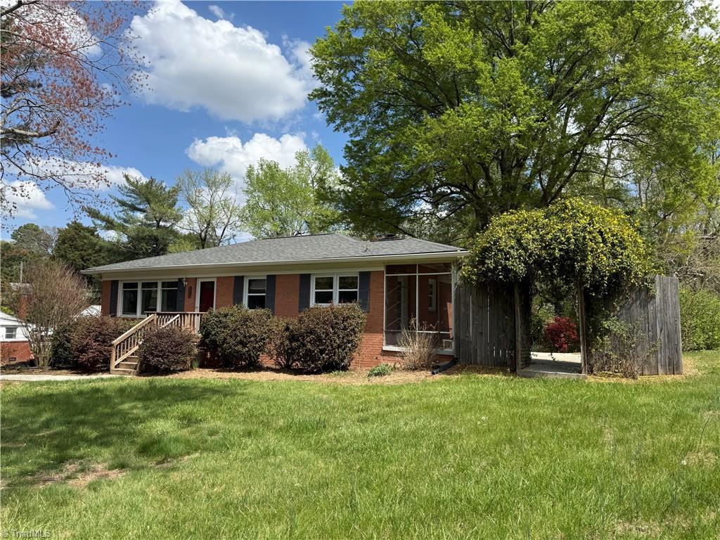 3412 Pine Valley Road High Point, NC 27265 - Photo 3 of 26