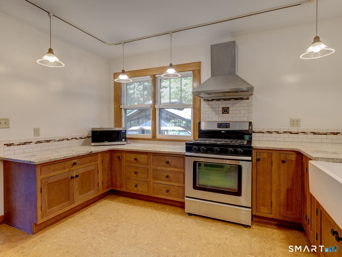64 Chestnut Street Windham, CT 06226 - Photo 12 of 39
