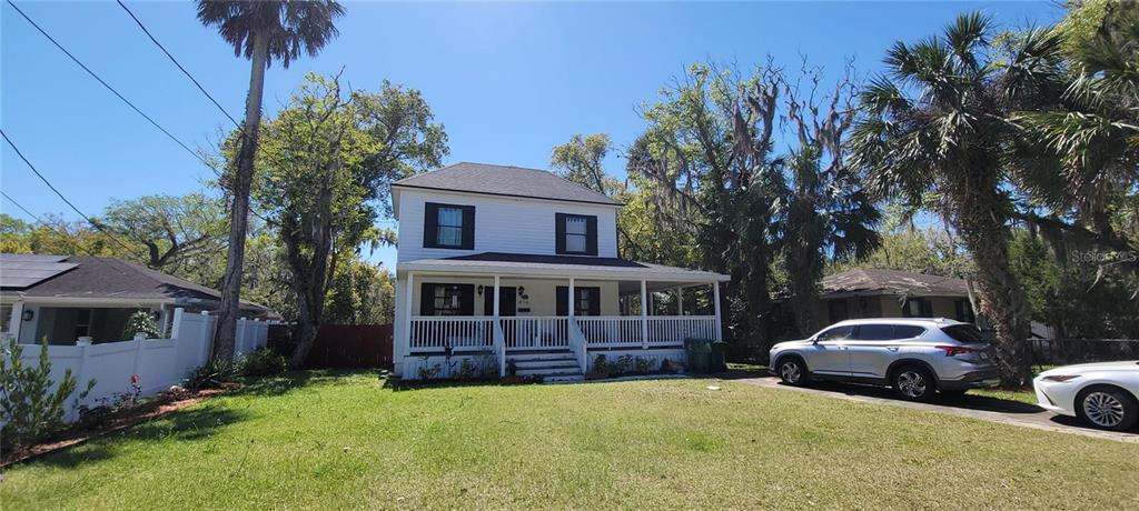 416 West Howry Avenue DeLand, FL 32720 - Photo 2 of 33