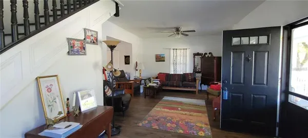 $2,000 | 416 West Howry Avenue, Deland, FL 32720