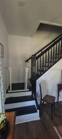 $2,000 | 416 West Howry Avenue, Deland, FL 32720