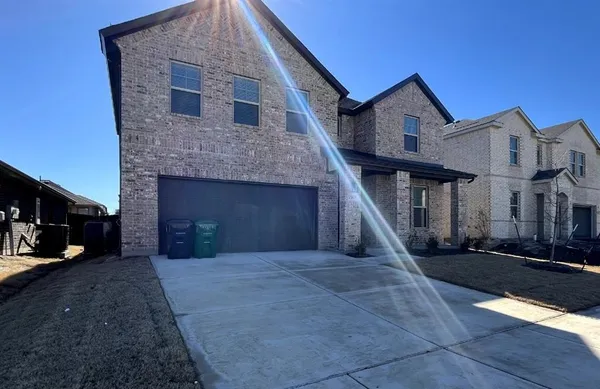 $2,950 | 1908 Briar Hl Drive, Denton, TX 76207