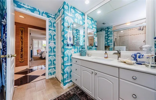 $5,500 | 150 Belleview Boulevard, Unit 403, Belleair, FL 33756