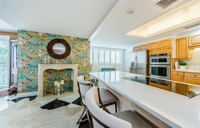 $5,500 | 150 Belleview Boulevard, Unit 403, Belleair, FL 33756